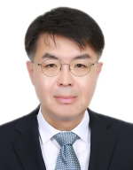 윤성원 
